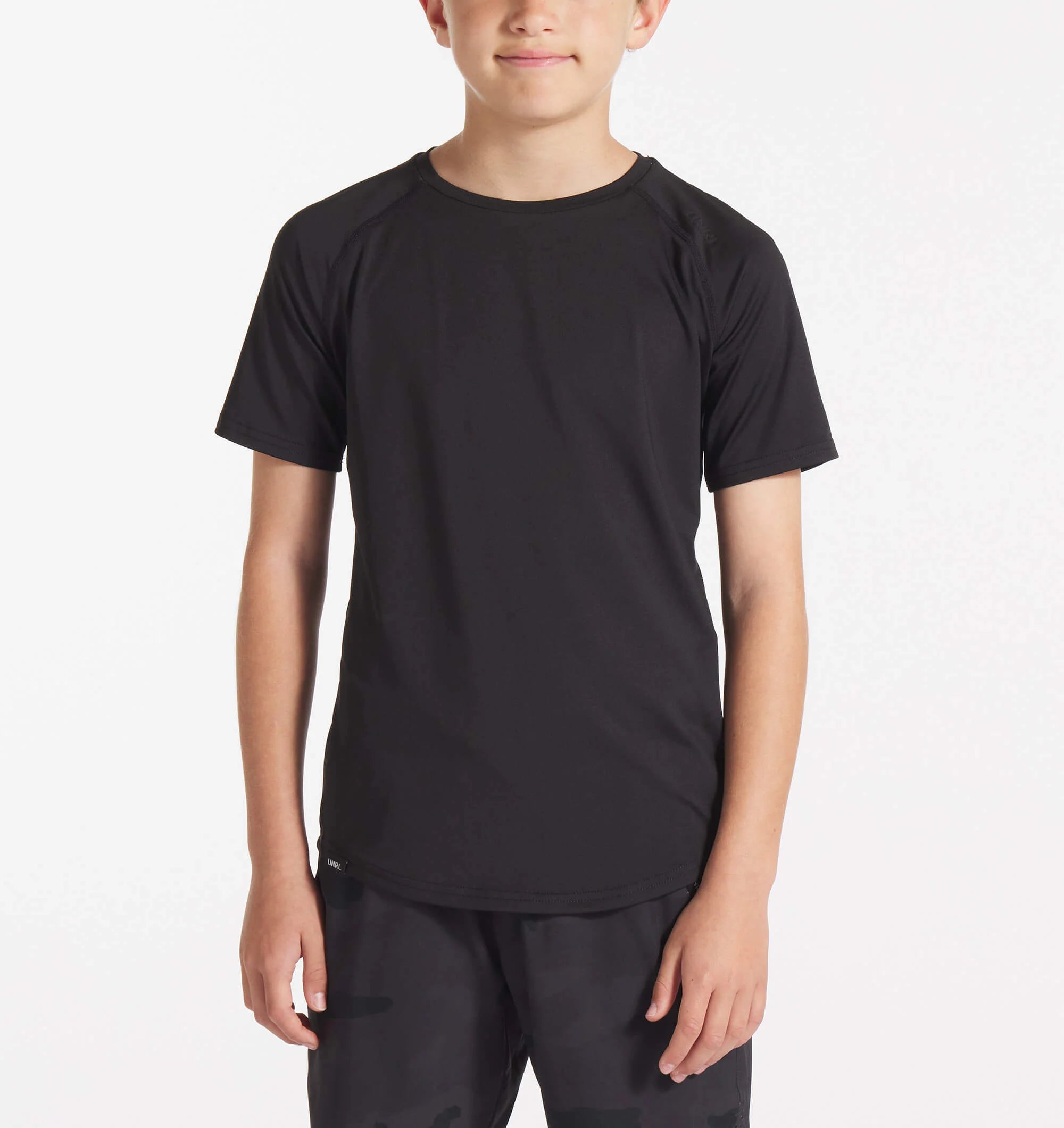 Youth UNRL Stride Short Sleeve | Black
