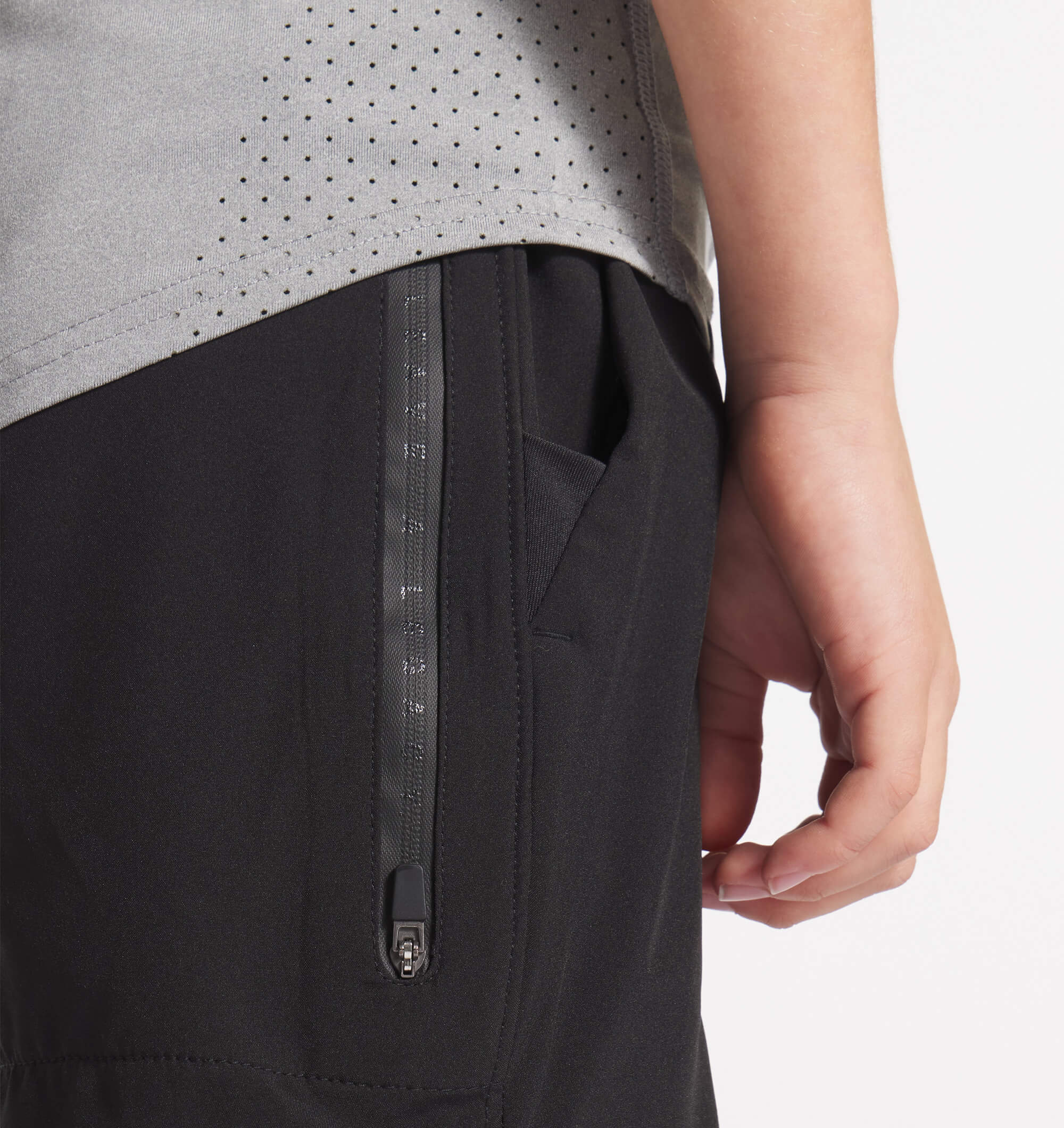 Youth UNRL Stride Short 7.5" | Black