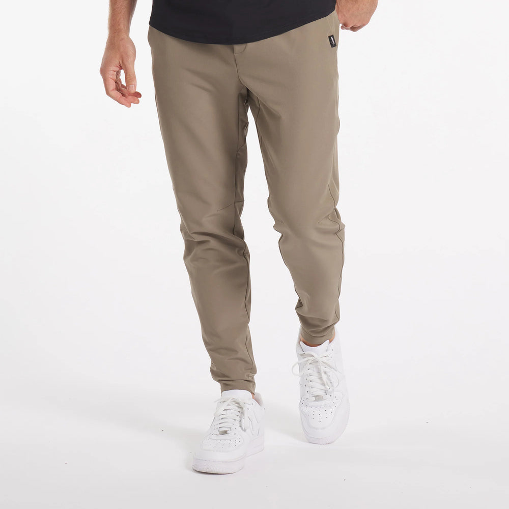 Men's UNRL Performance Pant | Taupe