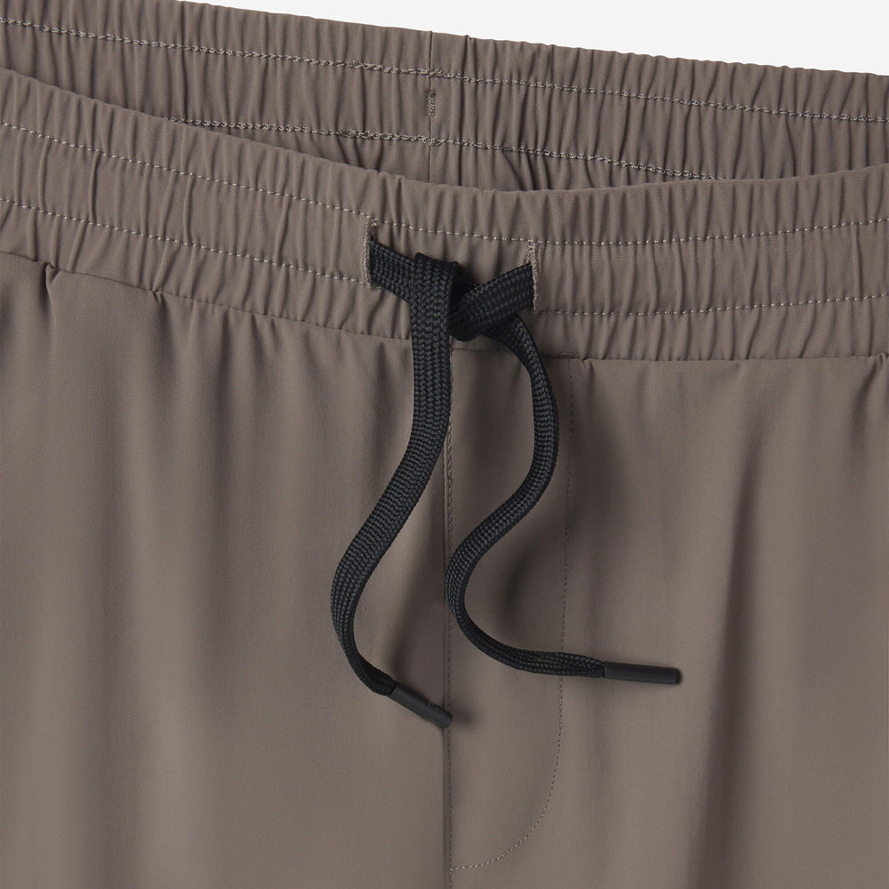 
                      
                        Men's UNRL In-Flex Jogger III | Dark Taupe
                      
                    