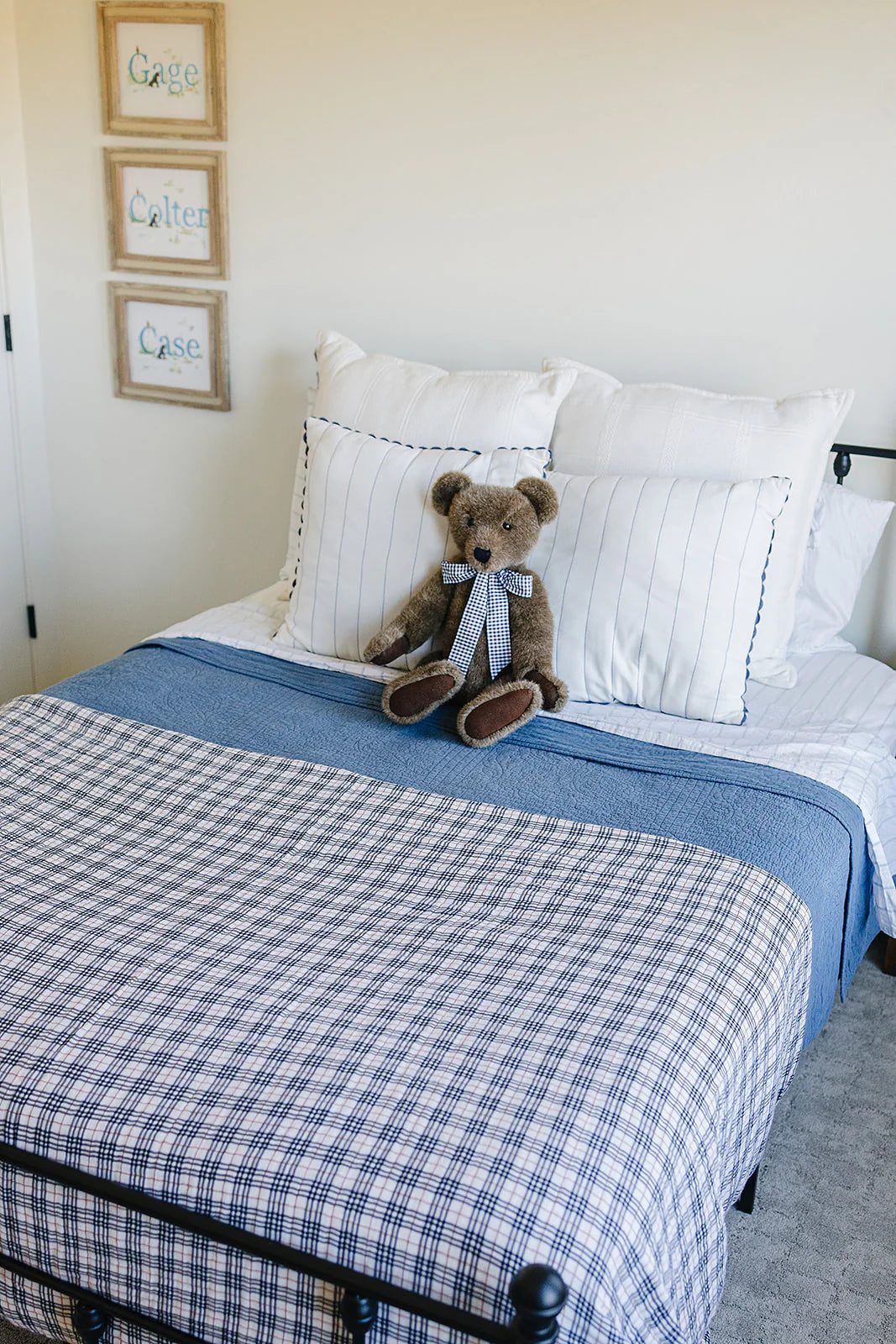 Muslin Twin Quilt | Vintage & Navy Plaid