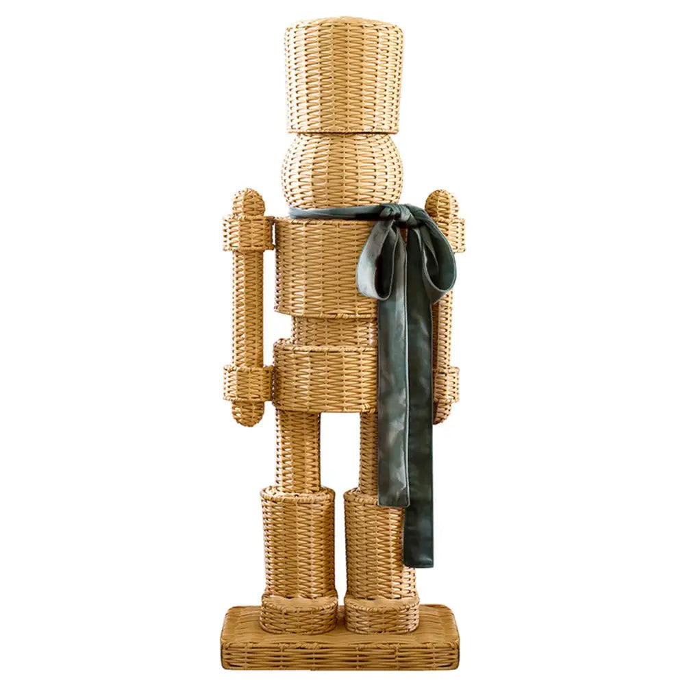R7342 Wicker Nutcracker Green