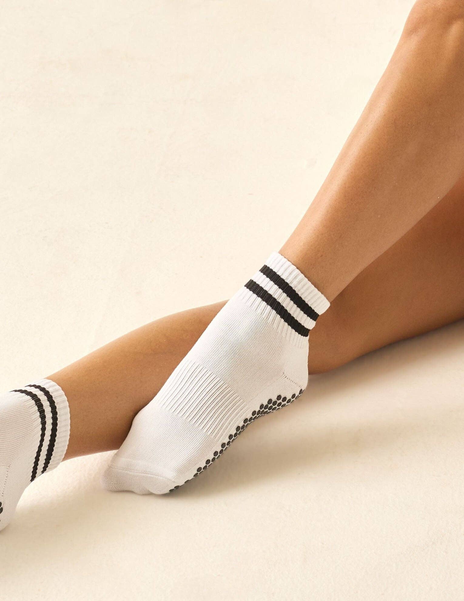 The Boyfriend Grip Sock | White