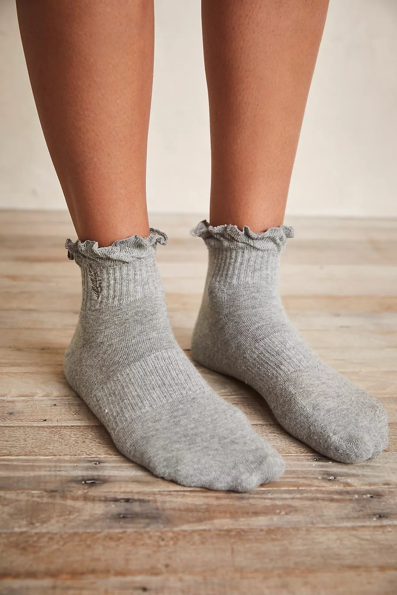 Movement Classic Ruffle Socks | Heather Grey