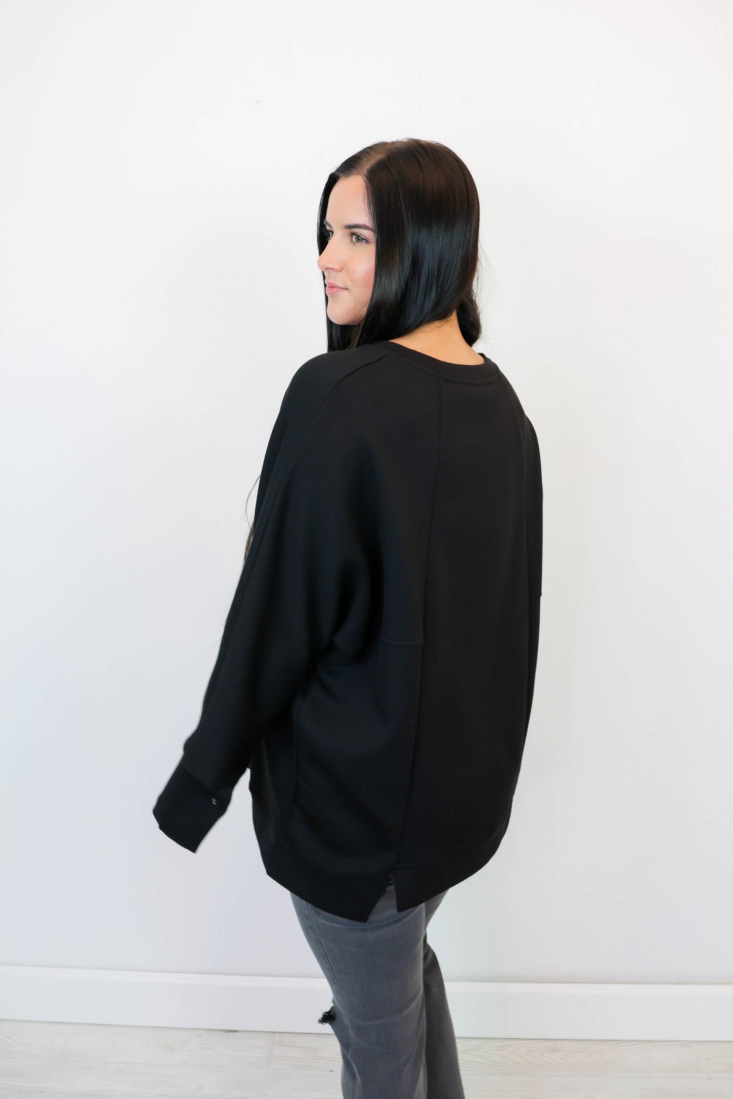 Chelsea Round Neck Dolman Top | Black