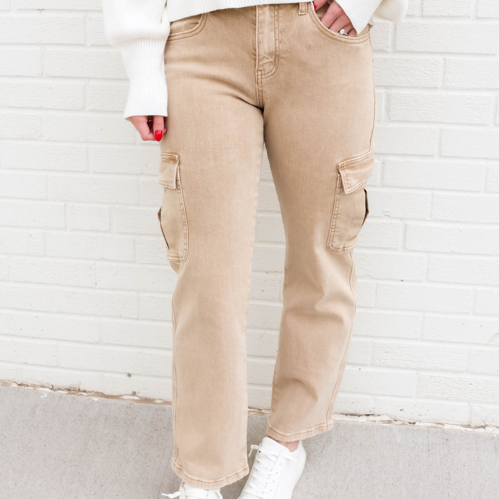 
                      
                        Dixie High Rise Relaxed Straight Cargo Pant | Instructive
                      
                    
