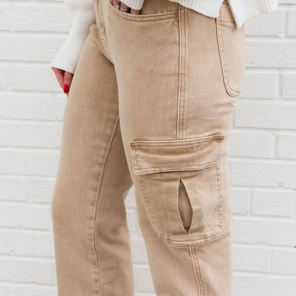 
                      
                        Dixie High Rise Relaxed Straight Cargo Pant | Instructive
                      
                    