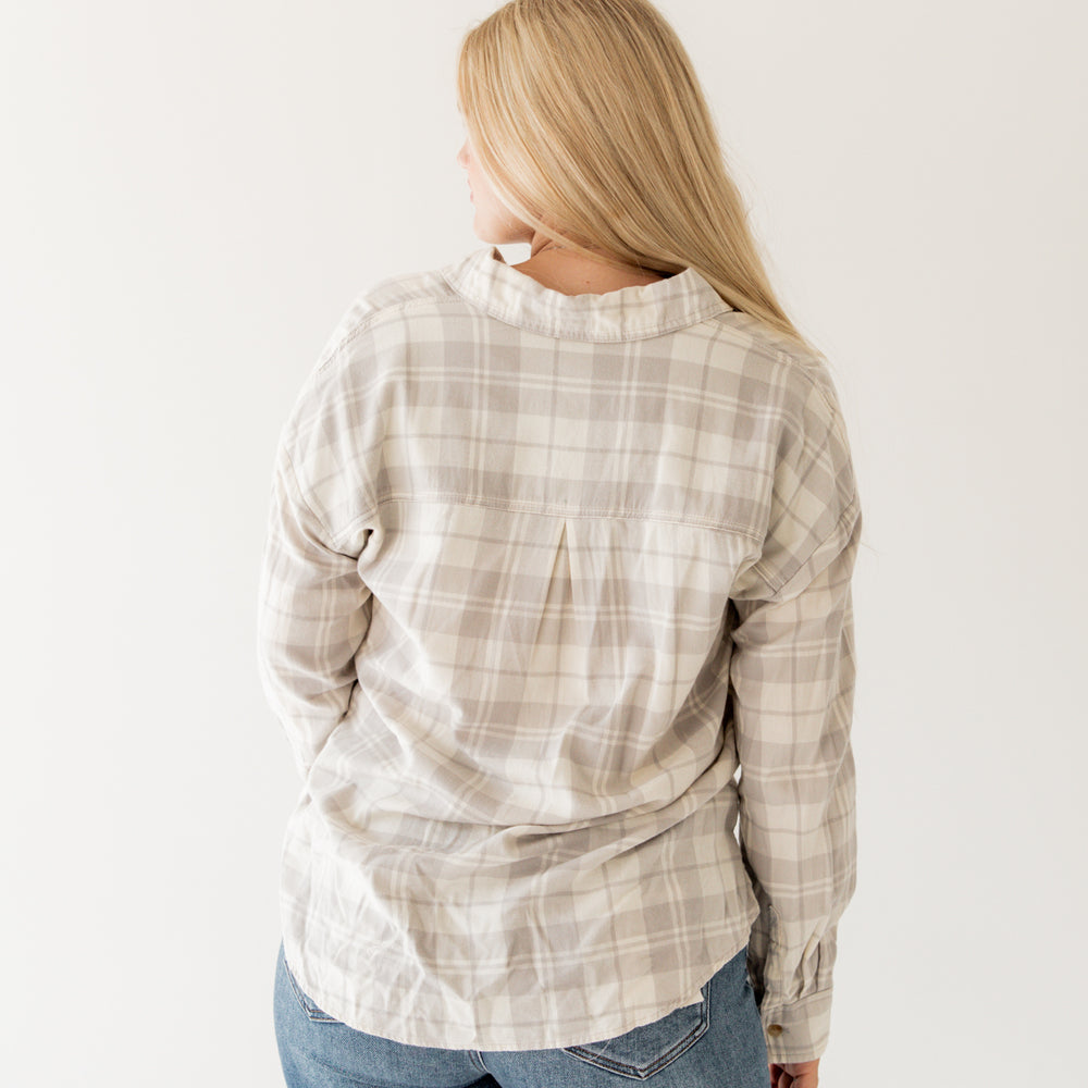 
                      
                        Journey Lightweight Flannel | Heather Grey
                      
                    