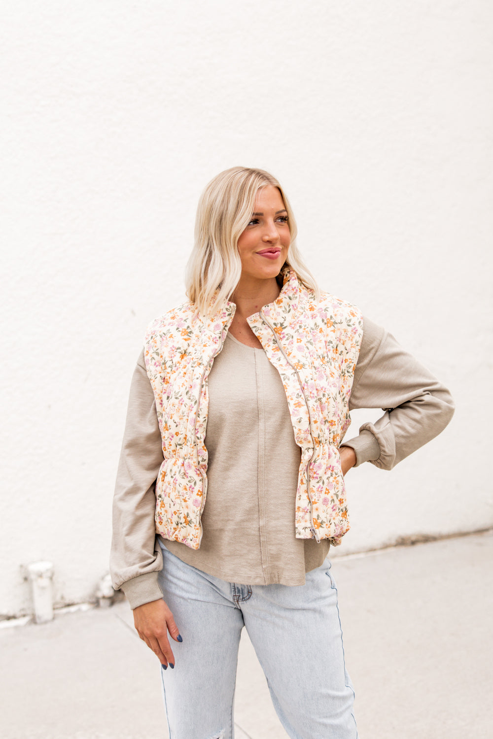 Layne Floral Puffer Vest | Cream Multi