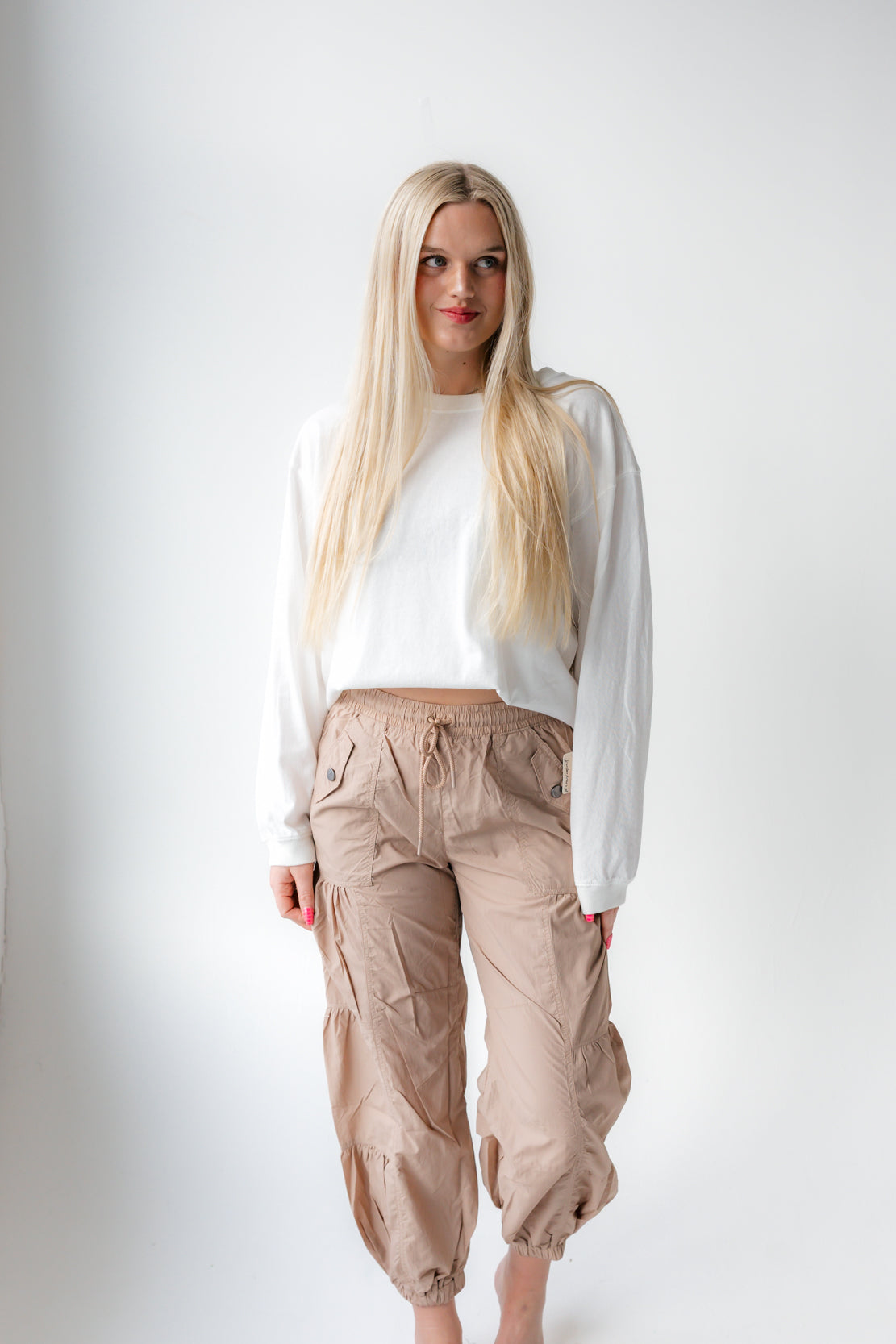 Hustle Layer | White