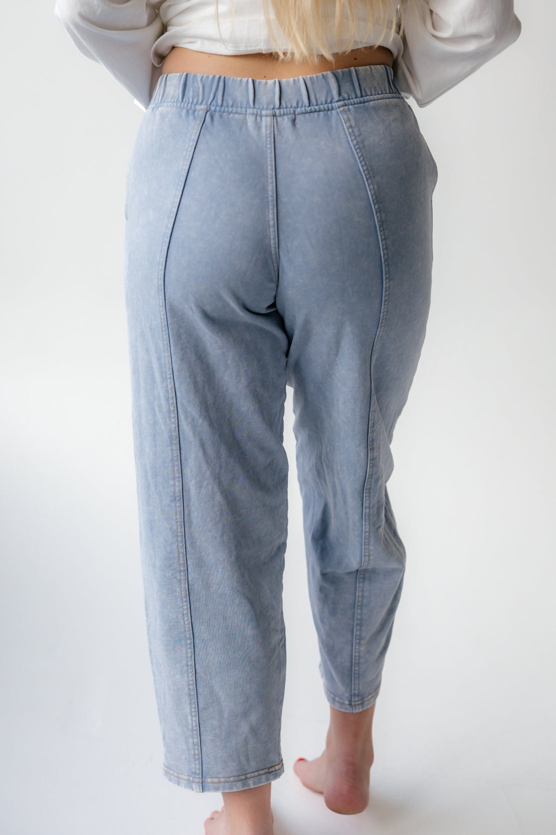 Leslie Acid Wash Barrel Pant | Light Blue