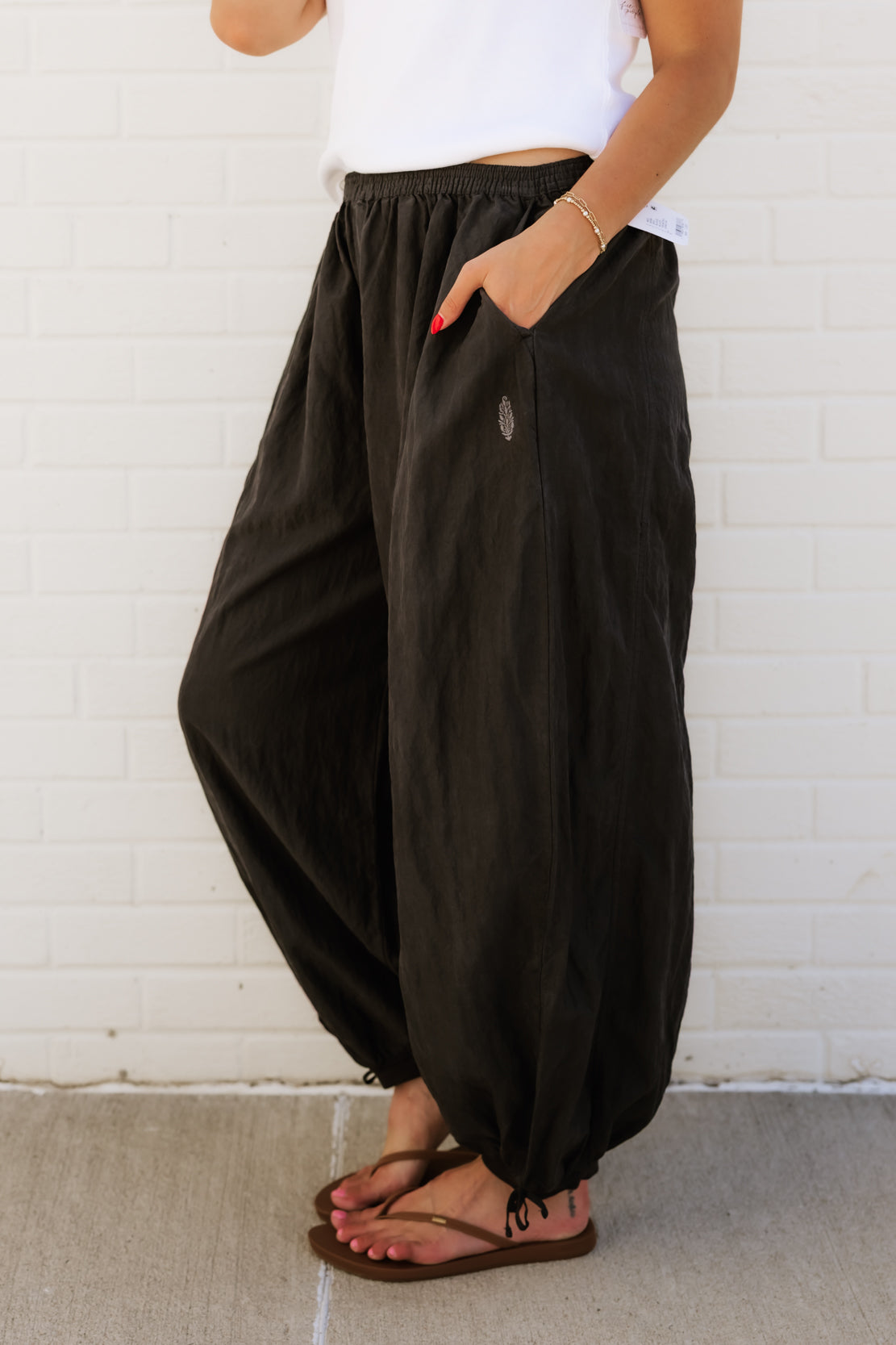On It Pant | Black