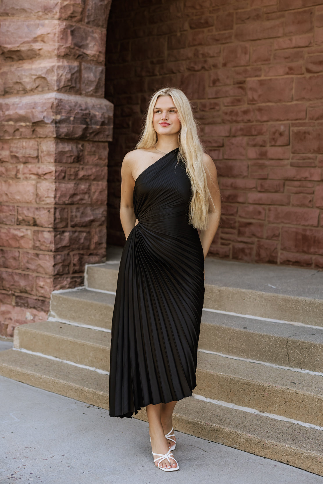 Kinsley One Shoulder Maxi Dress | Black