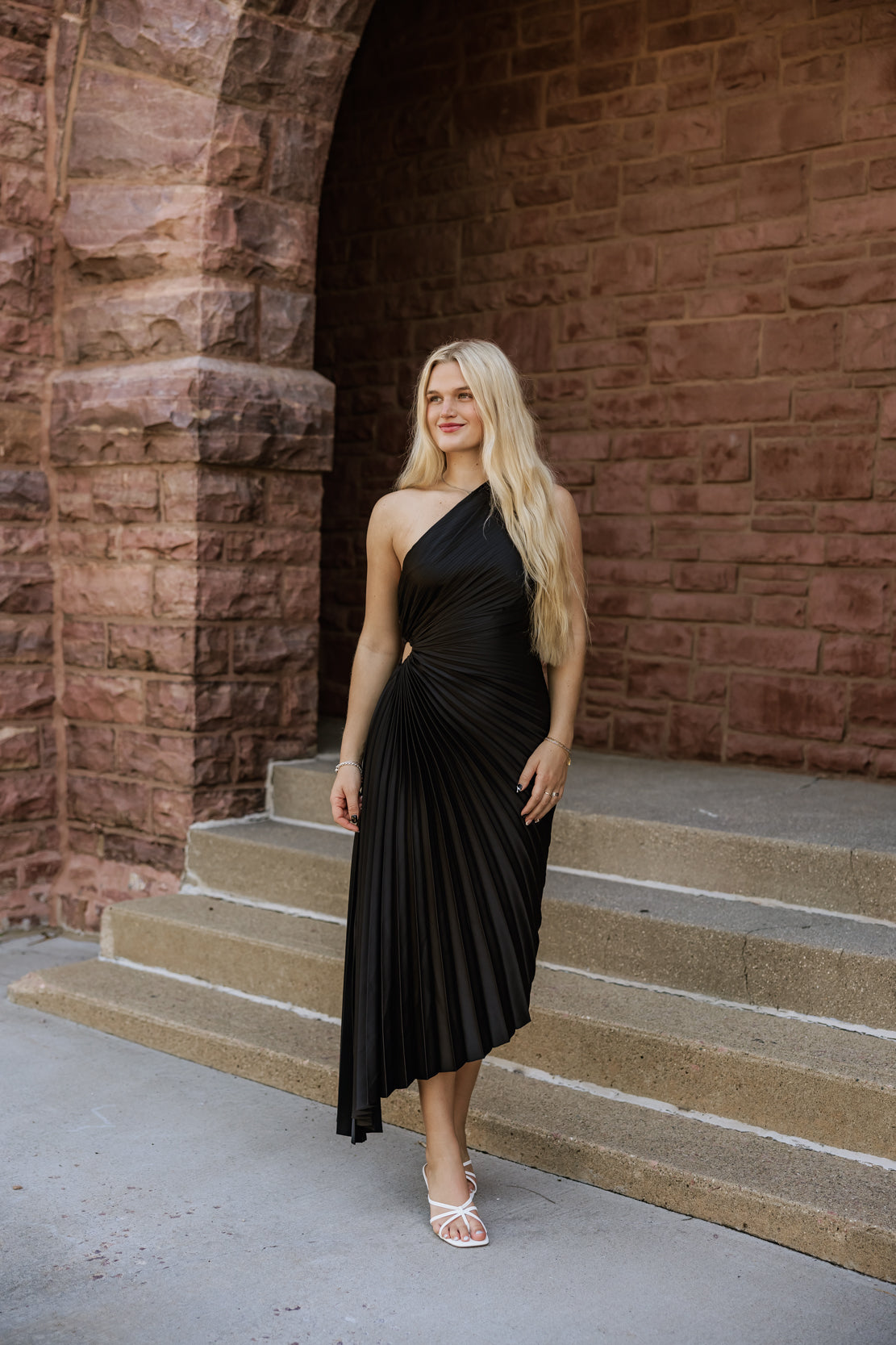Kinsley One Shoulder Maxi Dress | Black