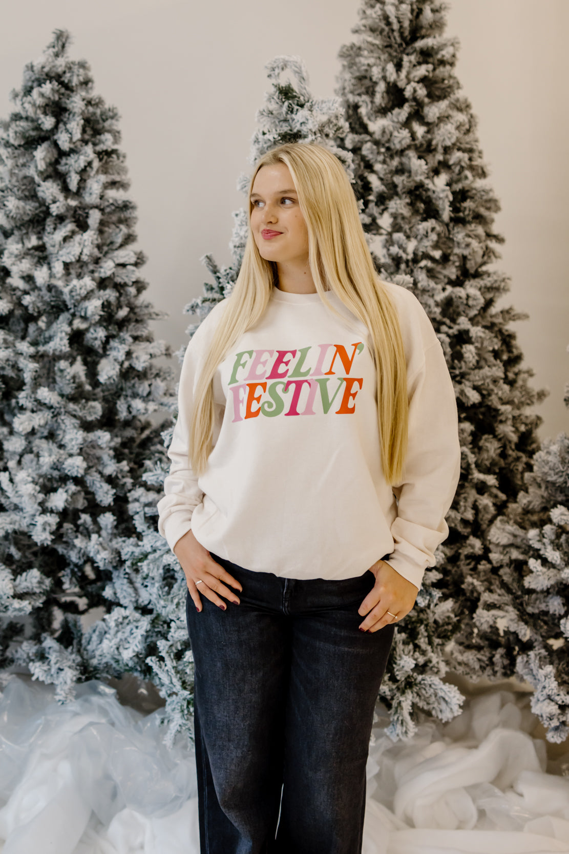 Feelin' Festive Crewneck | Sweet Cream