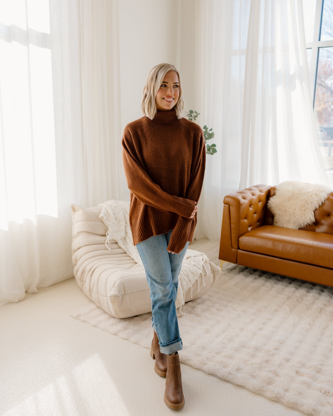 Harper Turtleneck Sweater | Chestnut