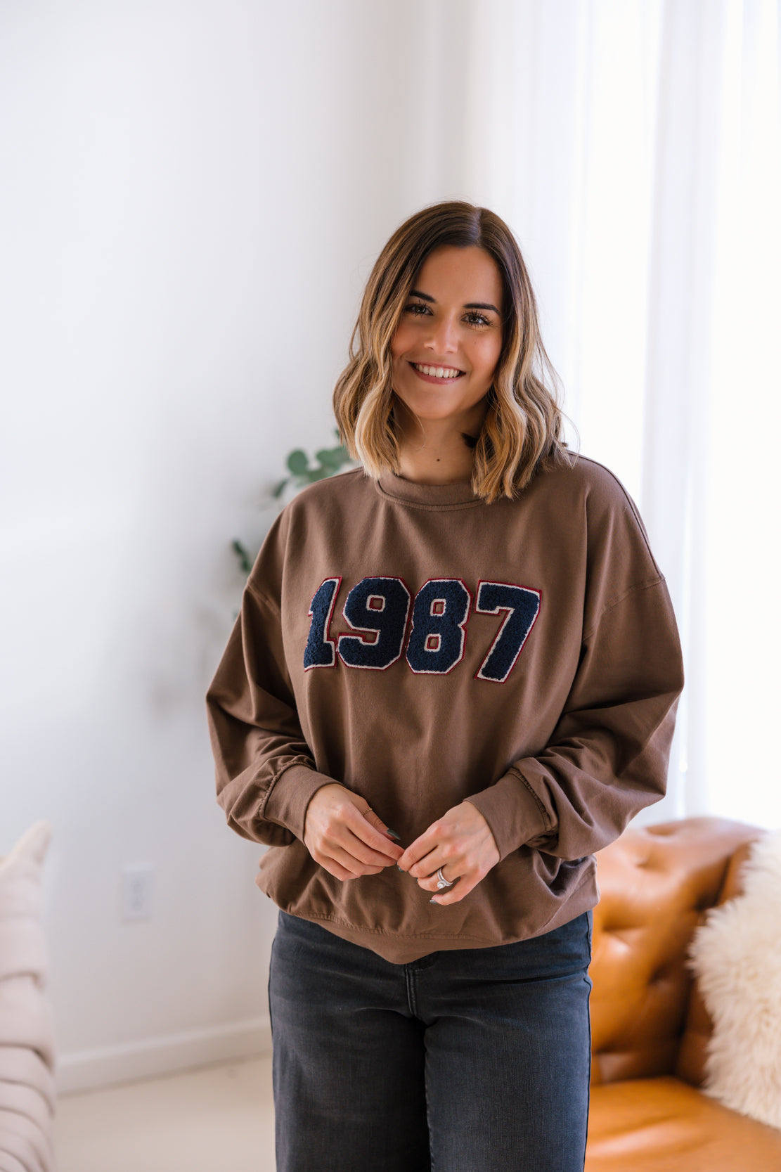 1987 Graphic Crewneck | Brown