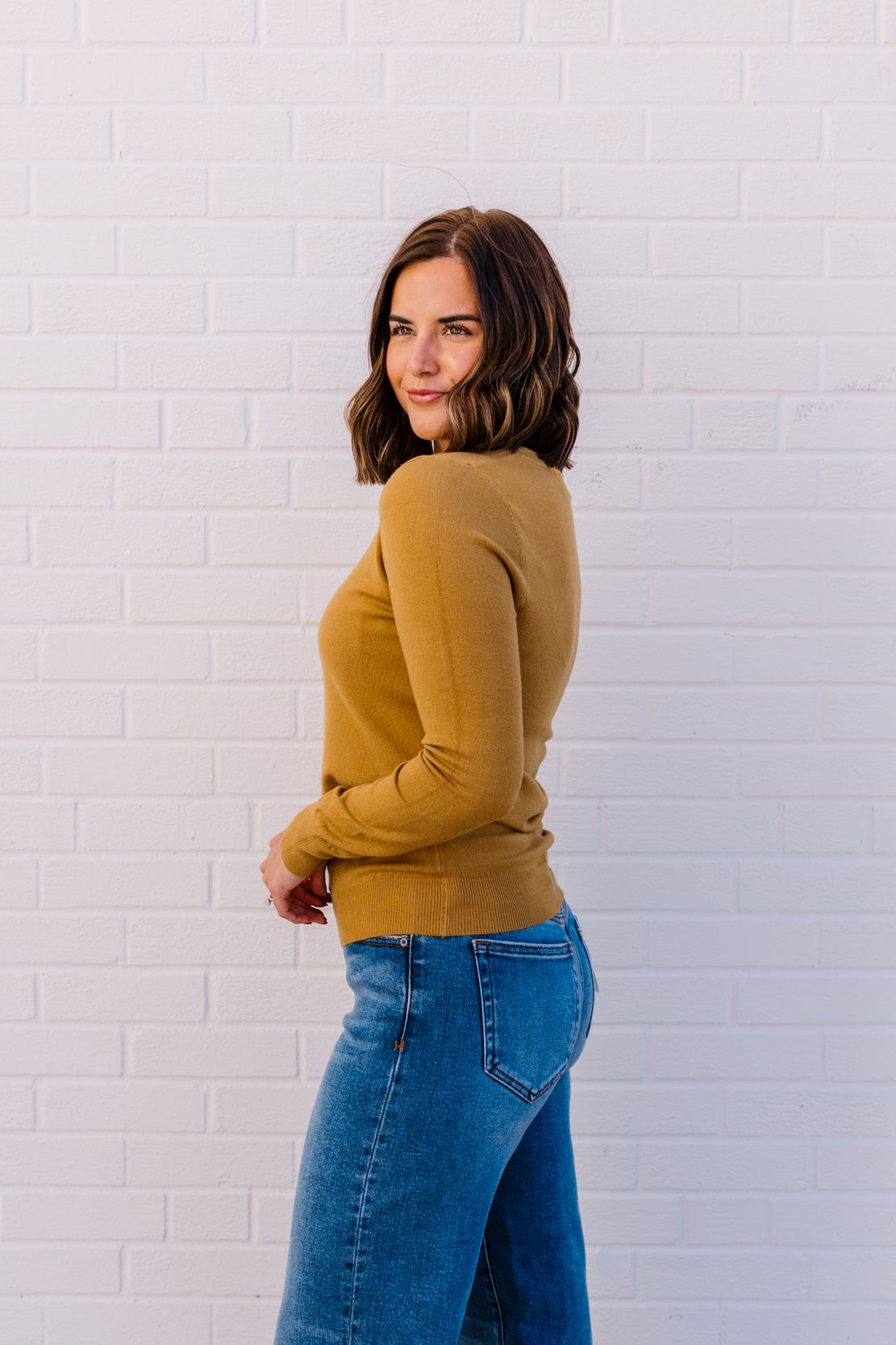 Lola Basic Sweater | Dijon