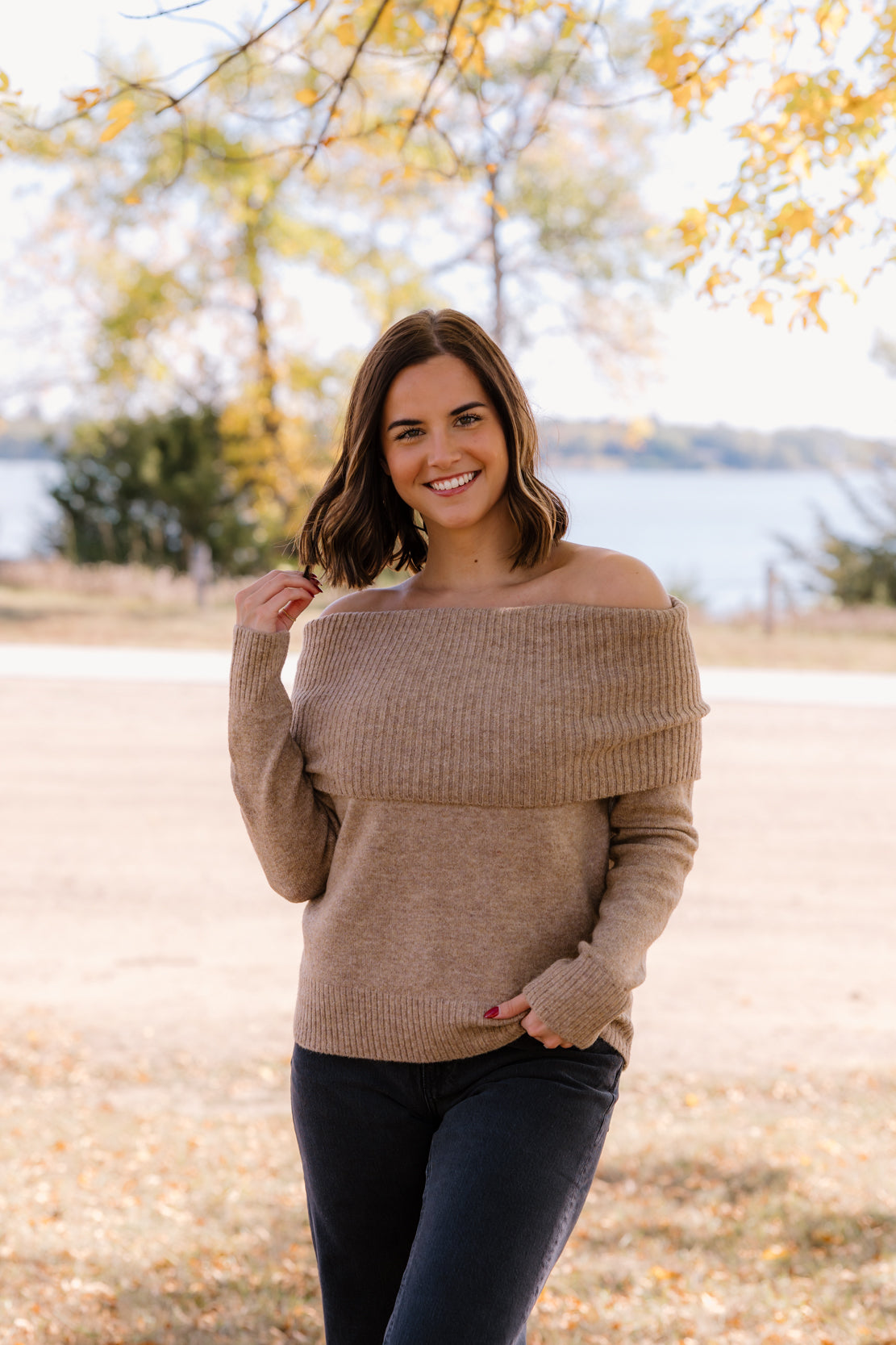 Sierra Off The Shoulder Sweater | Taupe
