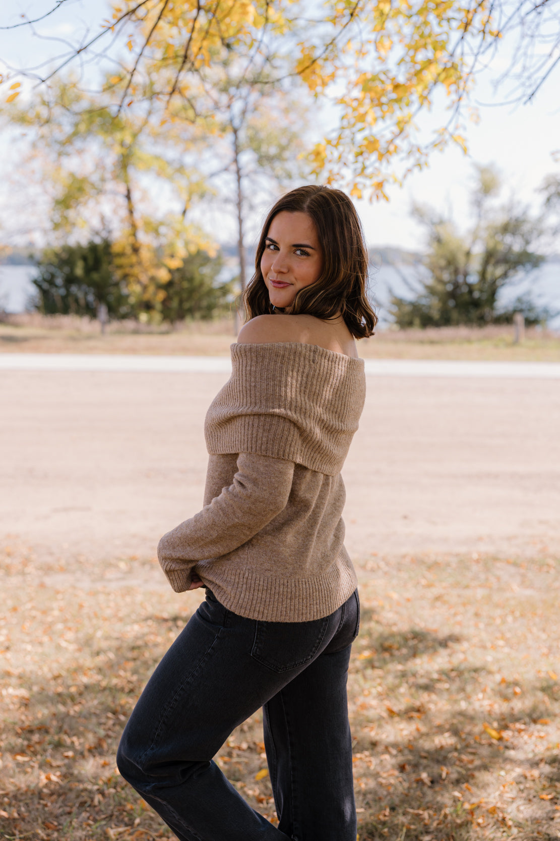 Sierra Off The Shoulder Sweater | Taupe