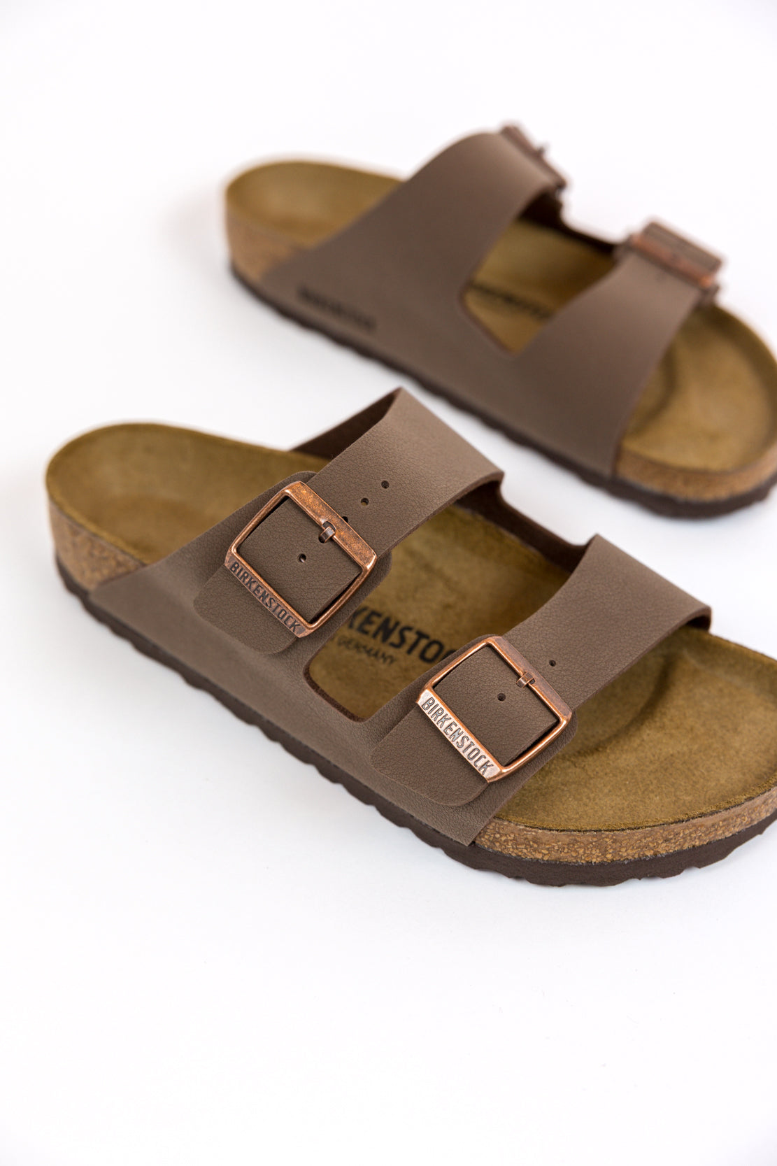 Birkenstock Arizona | Birkibuc Mocha – The Vault Clothing Co.