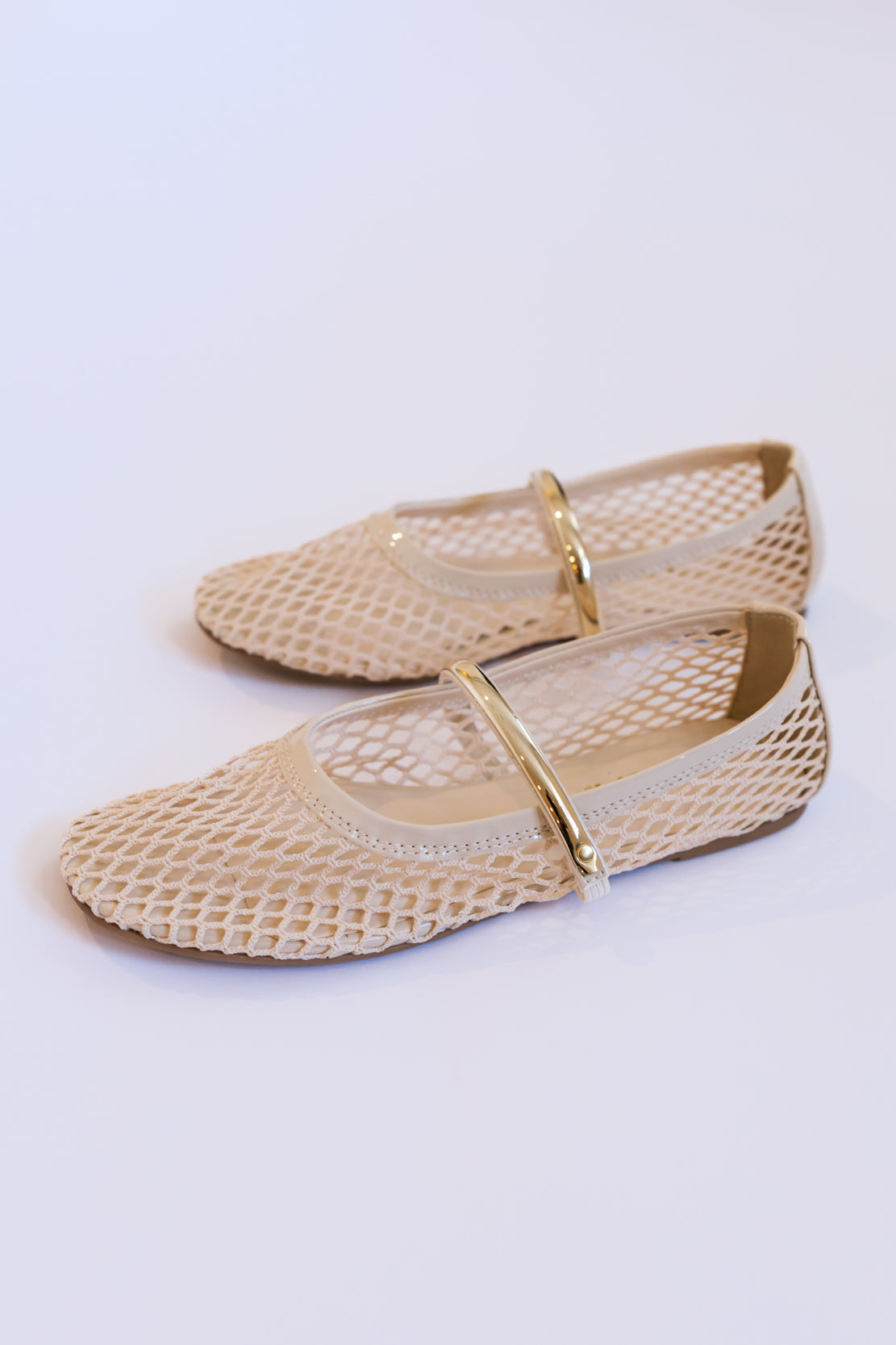 Meghan Mesh Flat | Bone