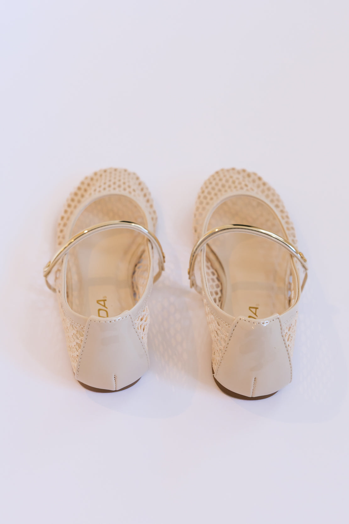 Meghan Mesh Flat | Bone
