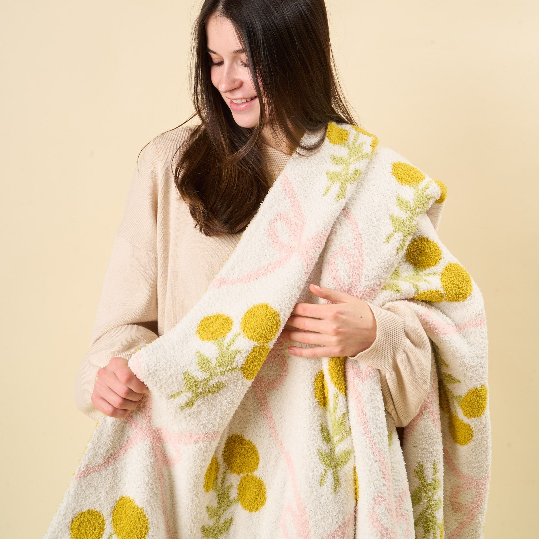 Cozy Dreams Luxe Blanket | Marigold Lane Pink