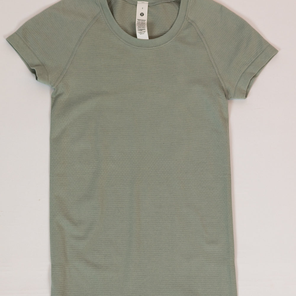 Swiftly Tech Short-Sleeve Shirt 2.0 | Jade Grey