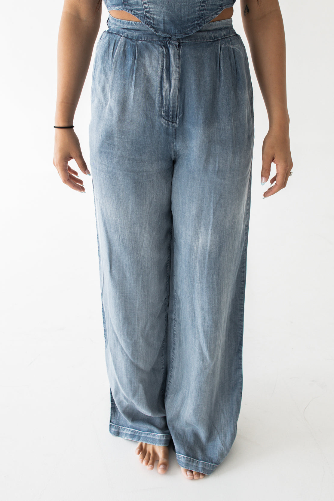 Tiffany High Waisted Pleated Wide Leg Pant | Chambray