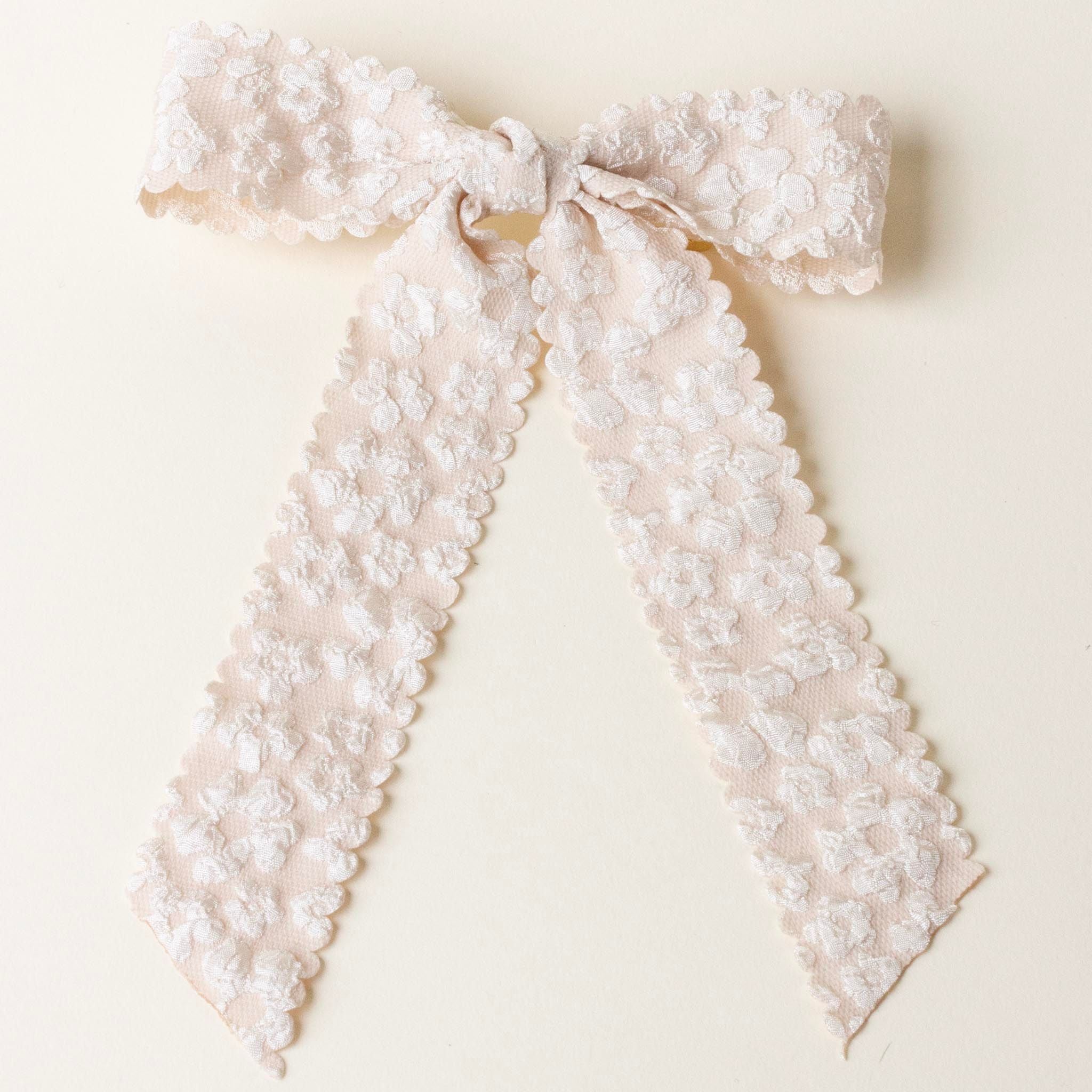 Flower Scallop Hair | Champagne