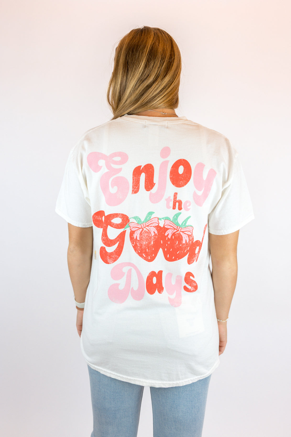 Enjoy The Good Days Berry Tee | Cream