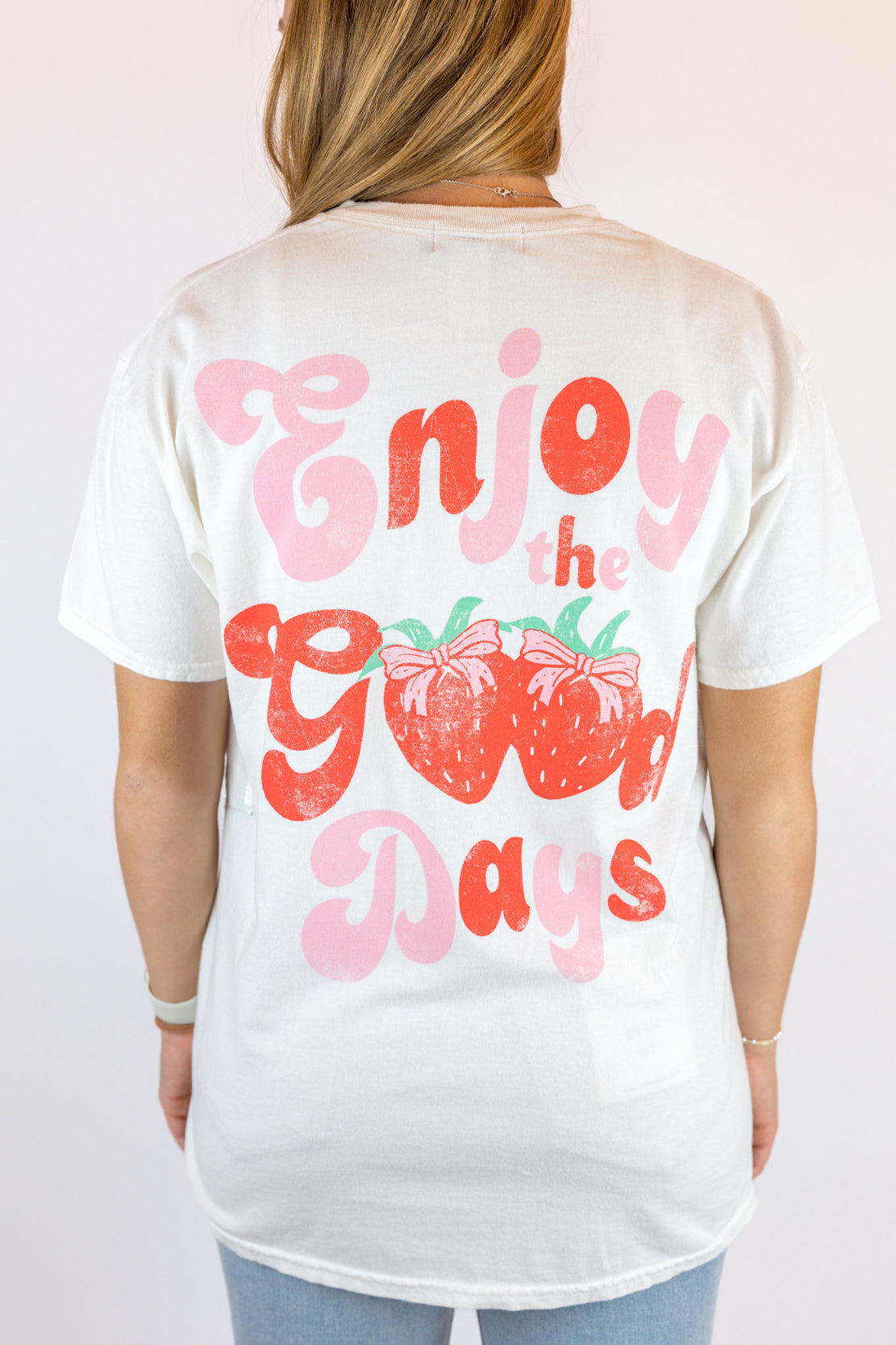 Enjoy The Good Days Berry Tee | Cream