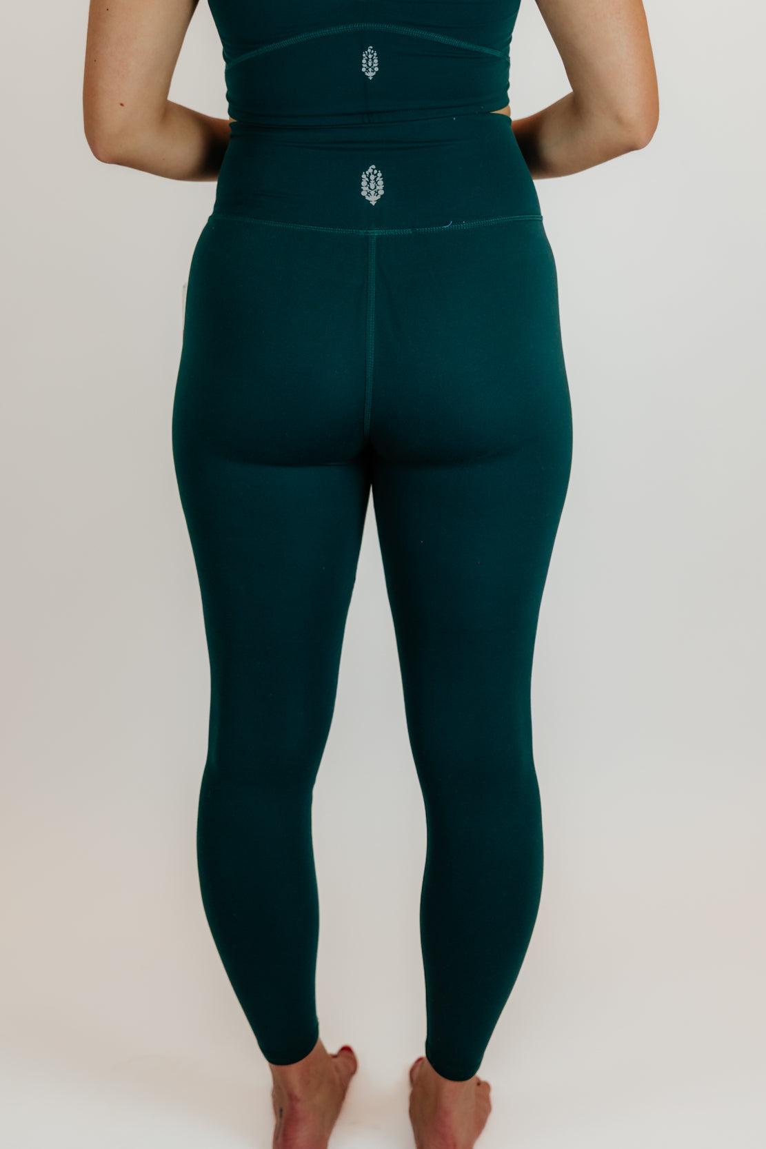 Never Better 7/8 Length Leggings | Evergreen