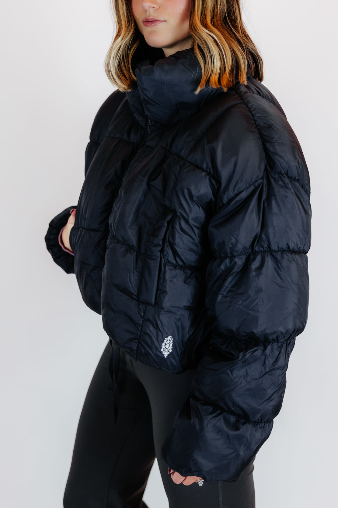 In A Bubble Puffer Jacket | Black