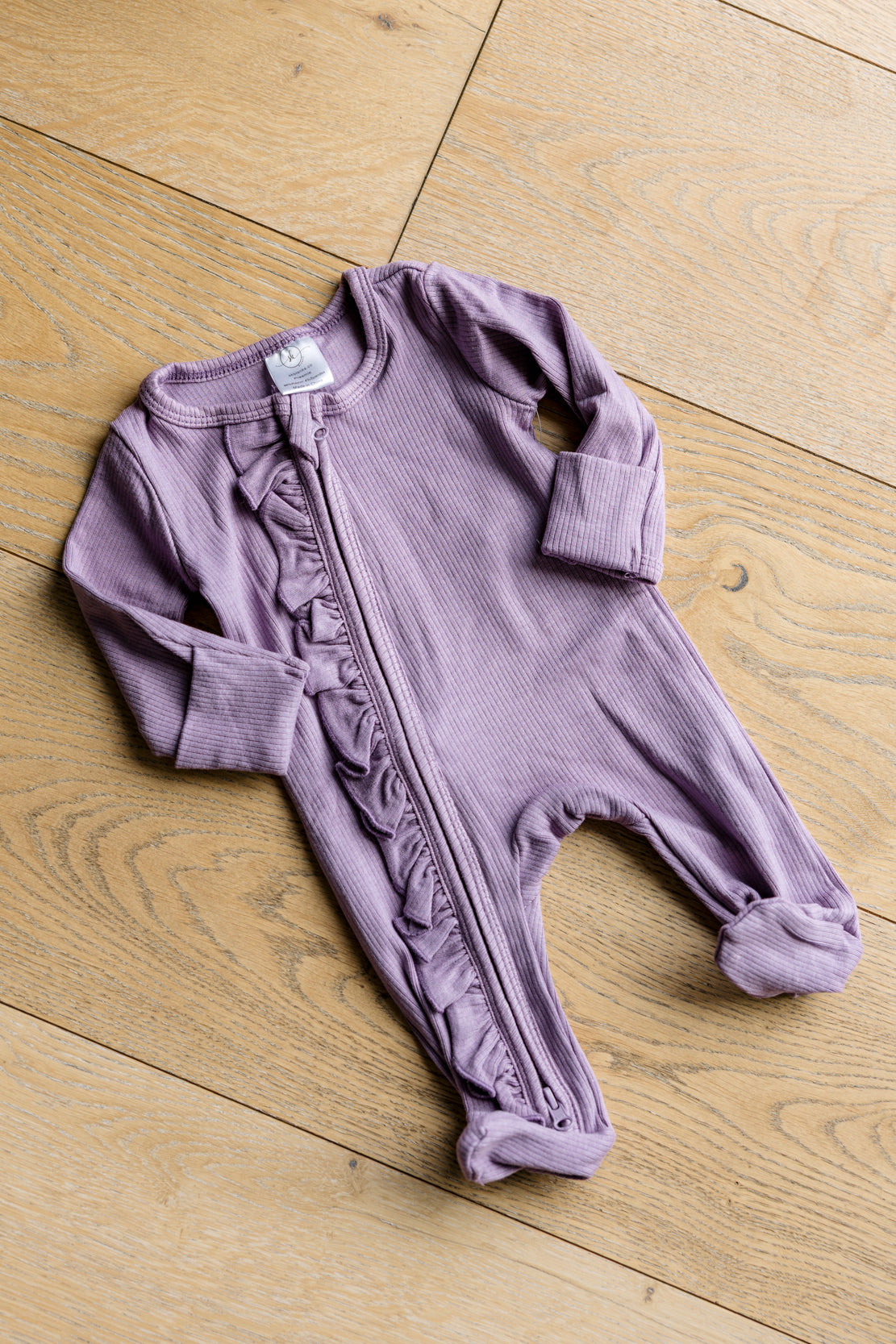 Ribbed Ruffle Footie | Lavender