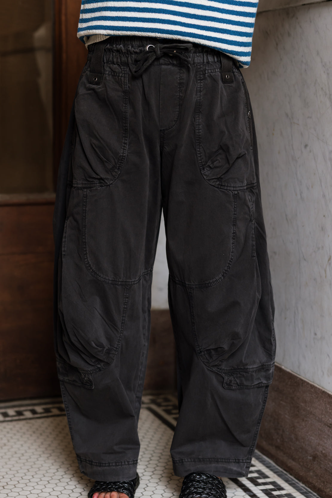 We The Free Onset Pull-On Cargo Pants | Black Sand