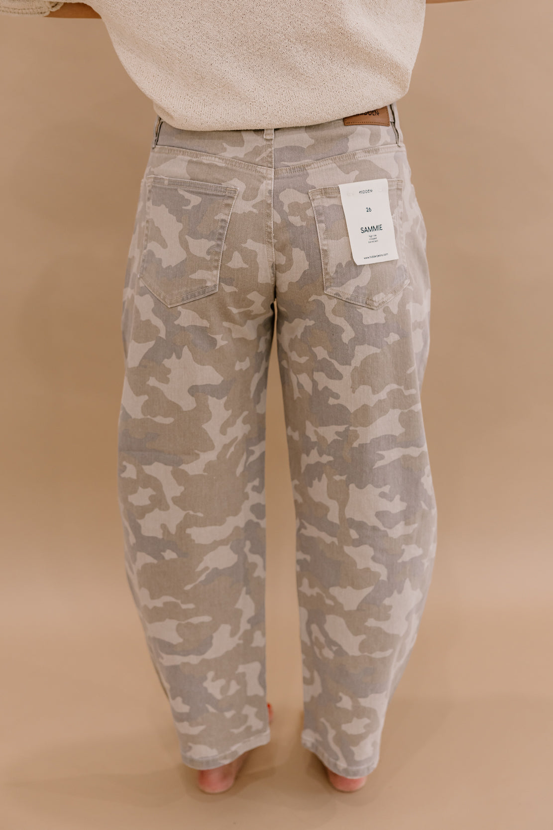 Sammie Cropped Camo Barrel Jean | Tan Camo