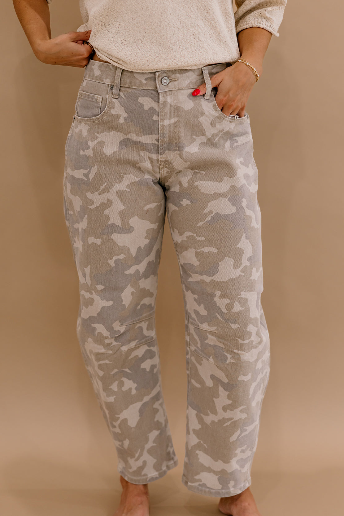 Sammie Cropped Camo Barrel Jean | Tan Camo