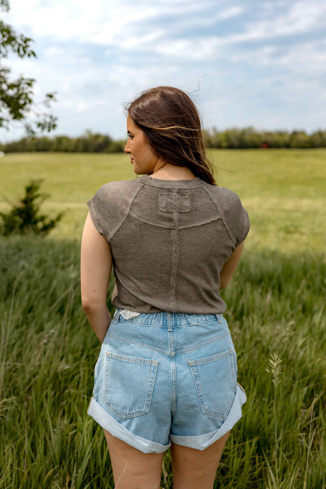 We The Free Riley Tee | Brown