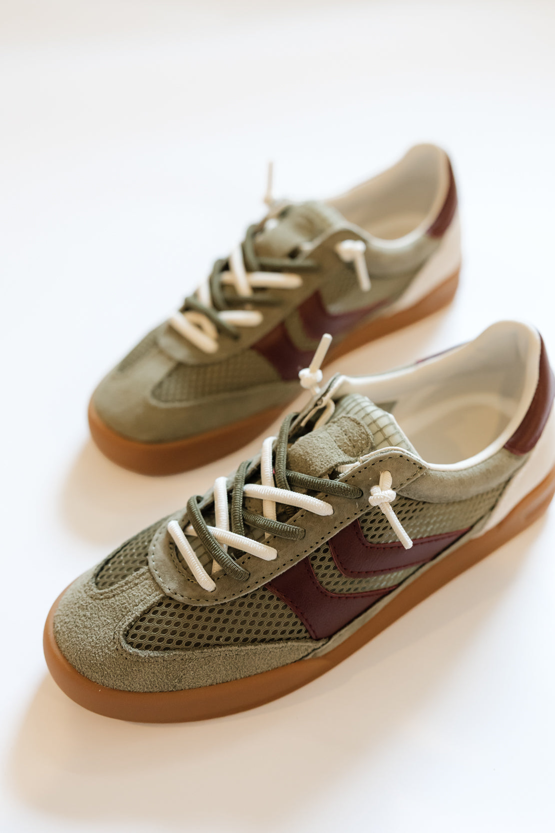 Steve Madden Verdict Sneaker | Olive/Burg