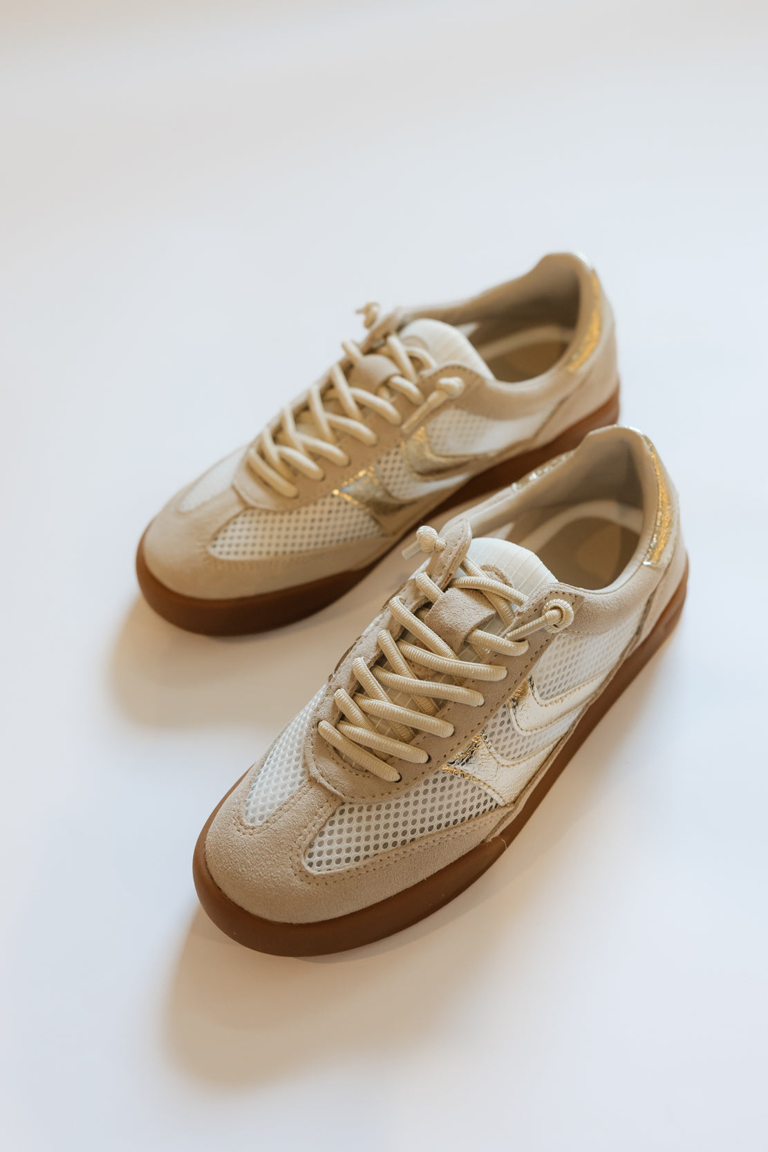 Steve Madden Verdict Sneaker | Natural Gold