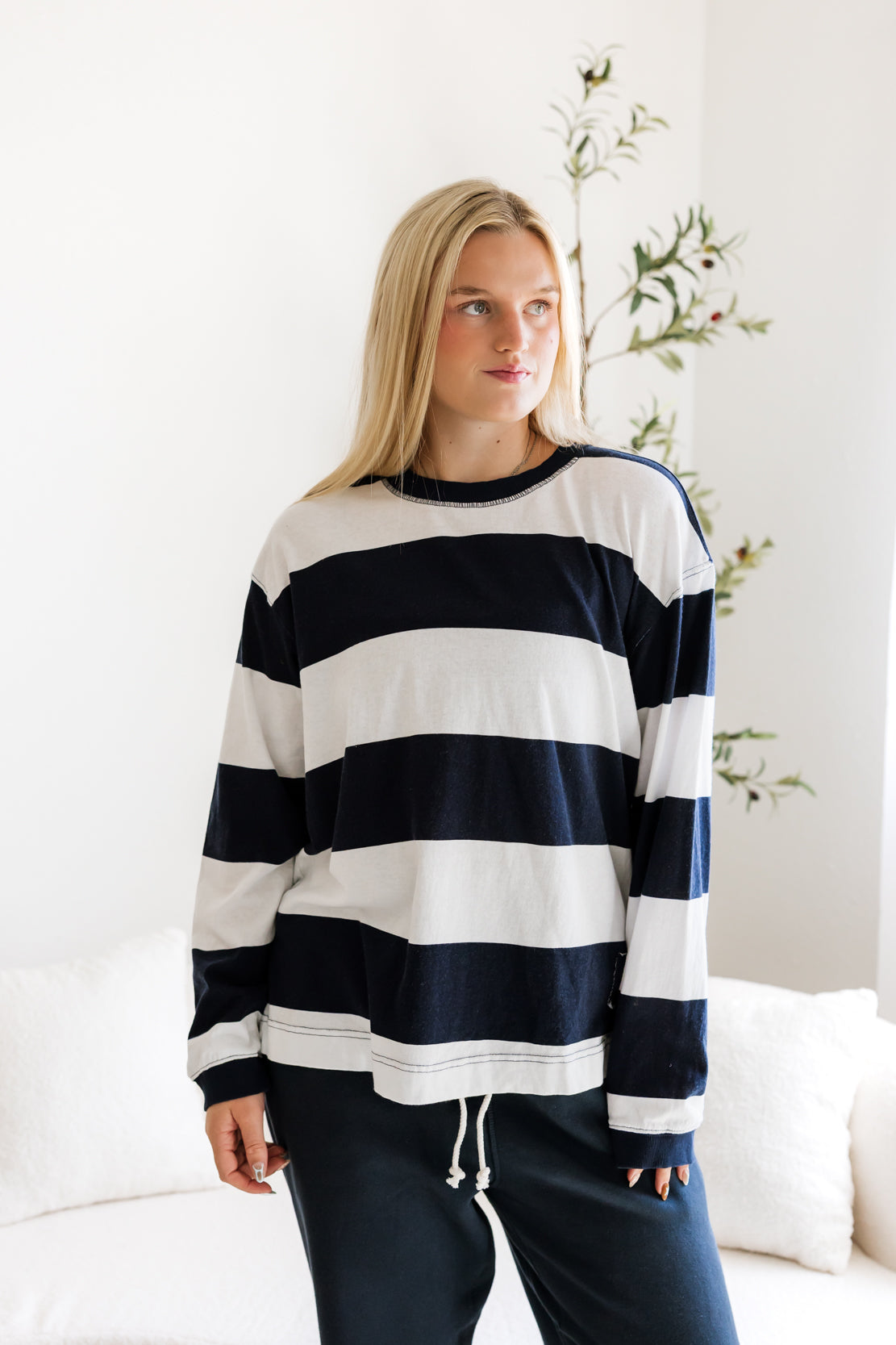 Printed Hustle Layer | White/Navy Stripe