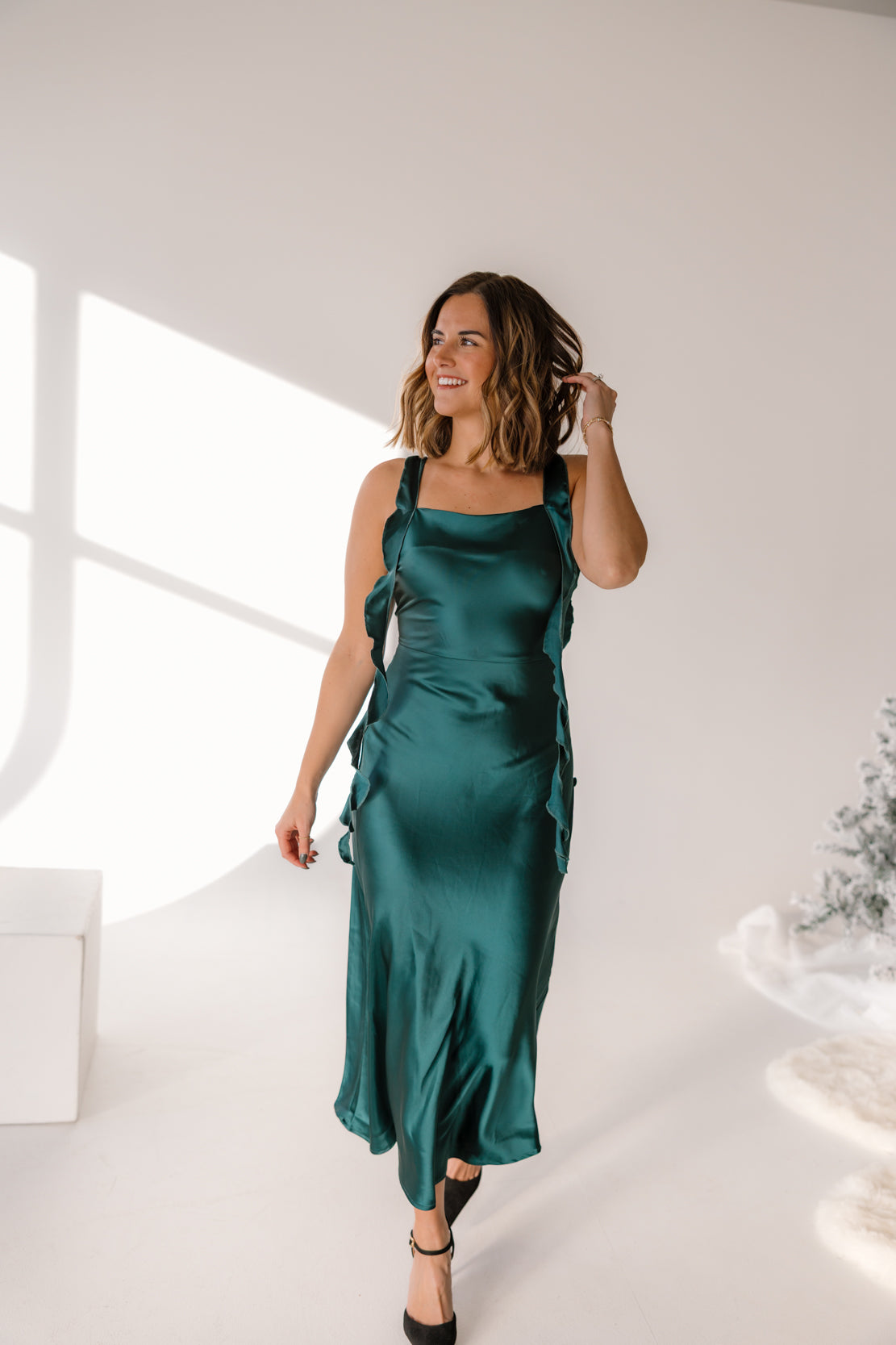 Wrenley Satin Ruffle Midi Dress | Hunter Green