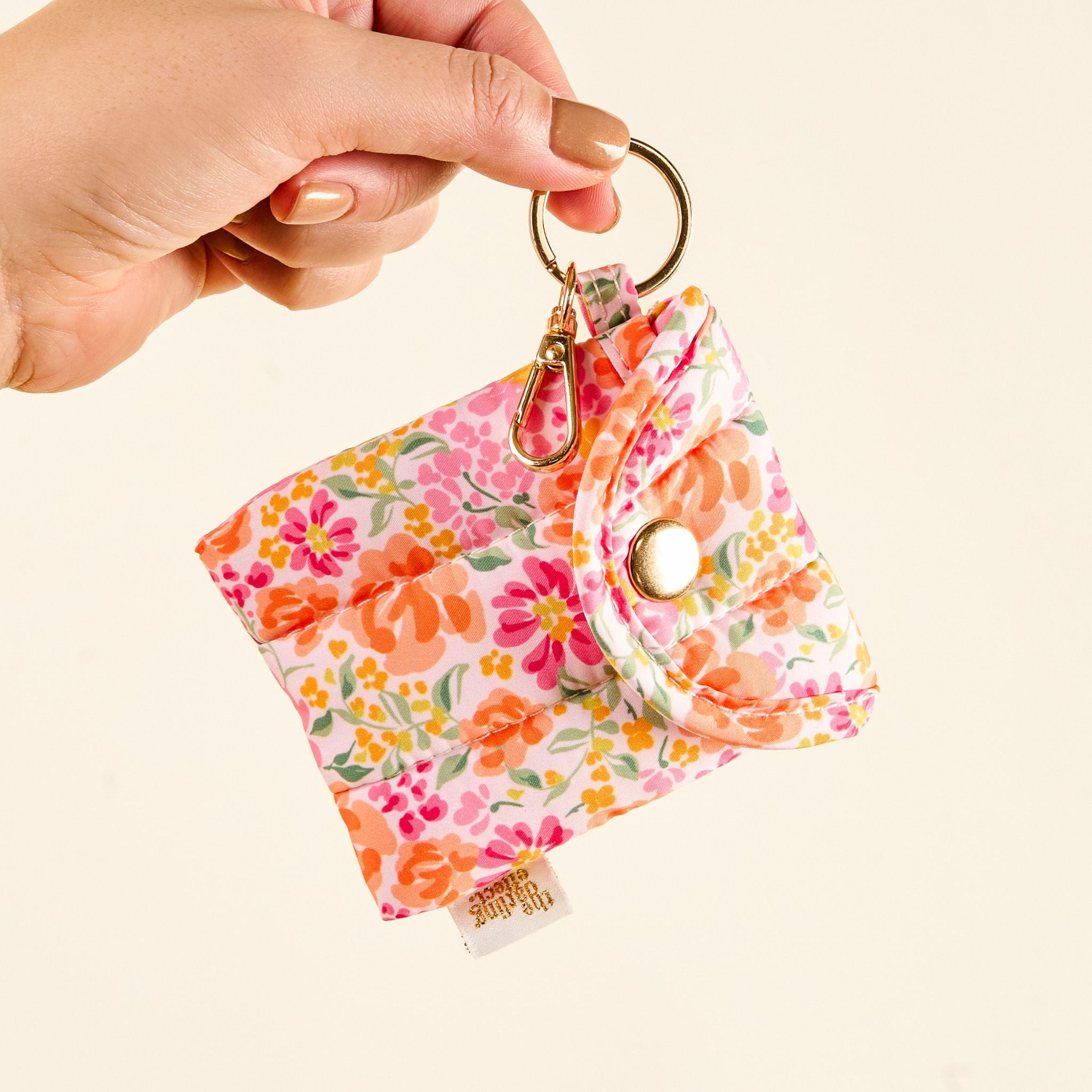 Puffy Earbud Case | Secret Garden Pink