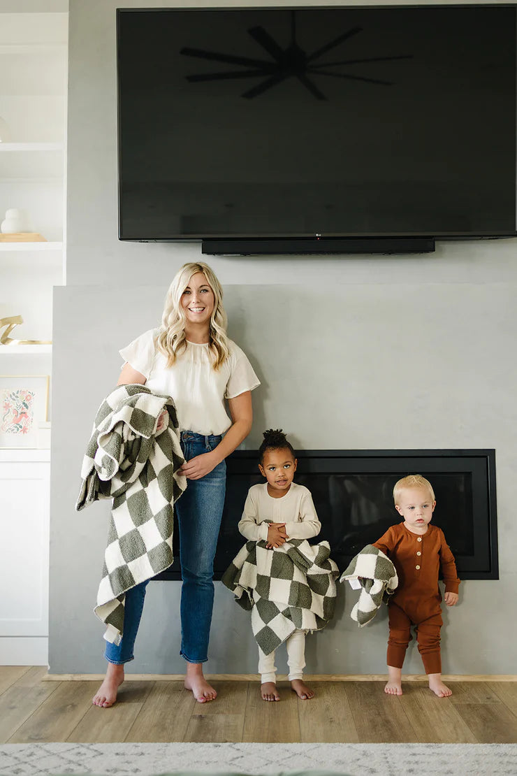 Green Checkered Plush Blanket | Child/Adult 45x60