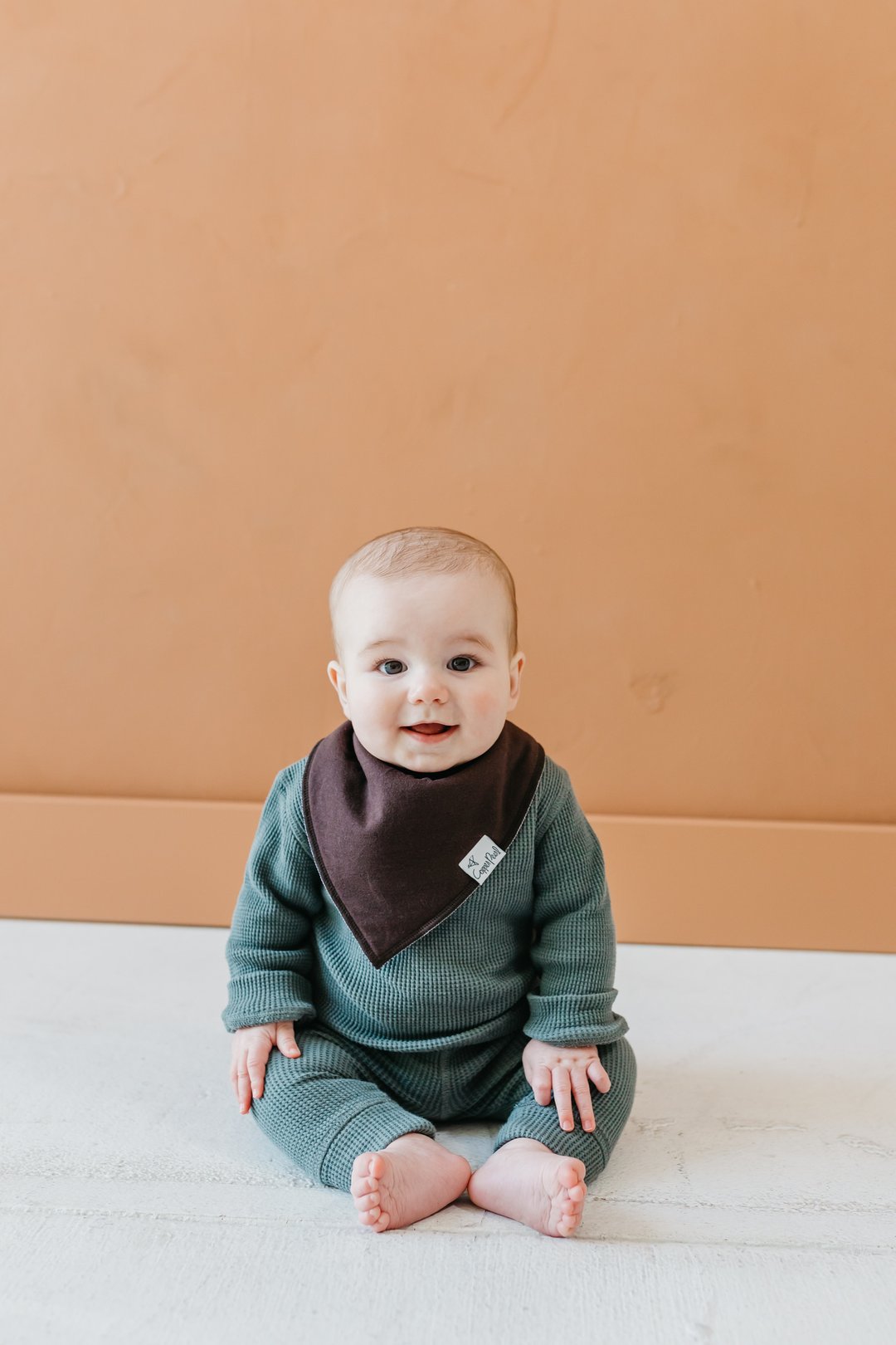 Copper Pearl Bandana Bib Set | Dune