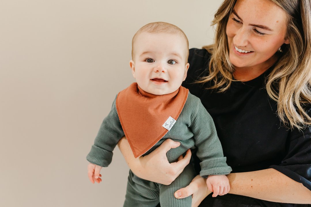 Copper Pearl Bandana Bib Set | Dune