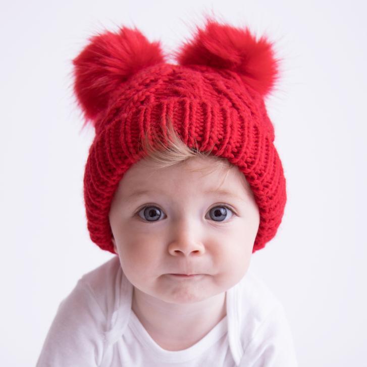 Load image into Gallery viewer, Fluffer Cable Knit Pom Pom Beanie
